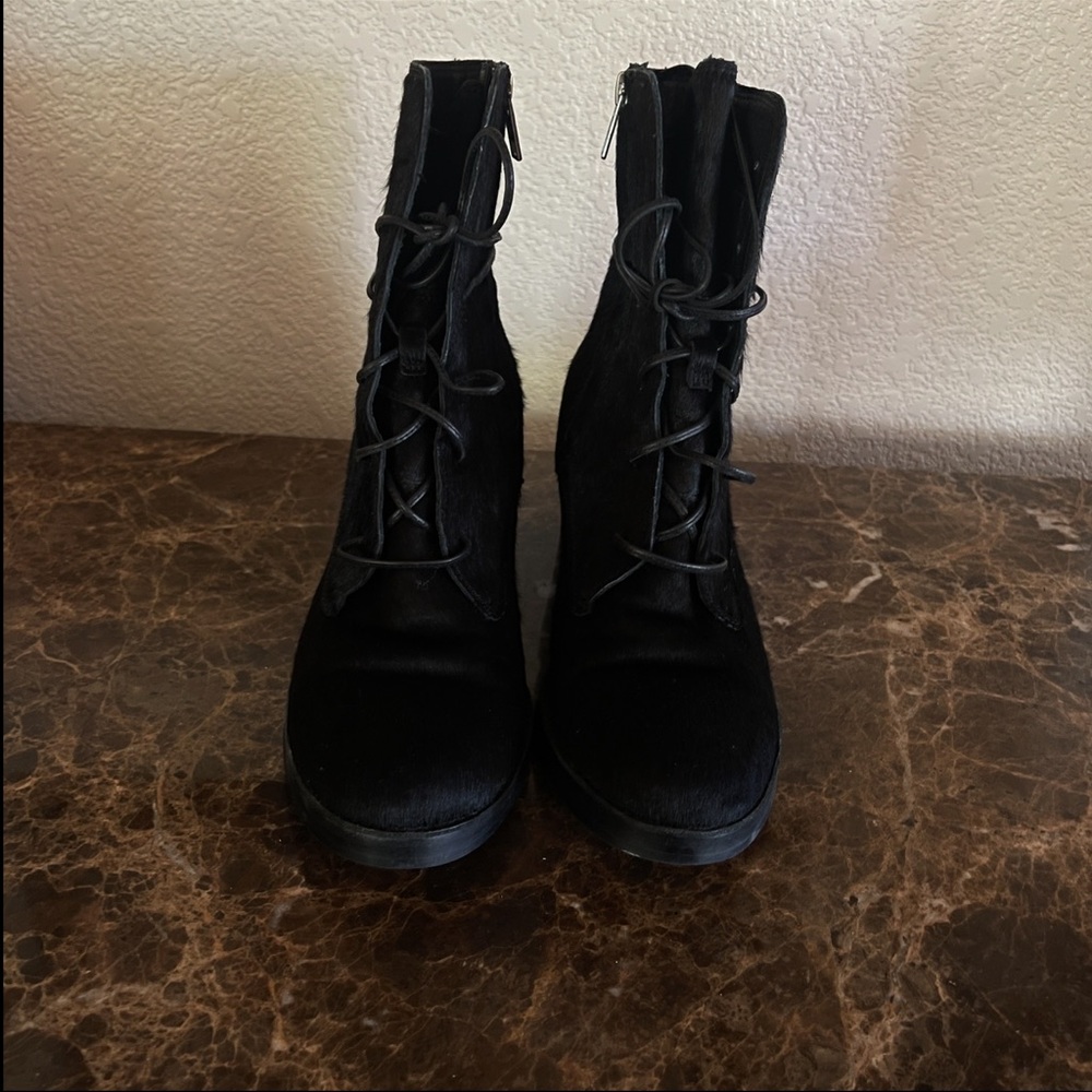 UGG Oriana Exotic Calf Hair Ankle Boots, Black Size 7
